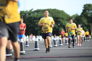 BIB: 0106
                            <button type="button" onclick="openModal(4974619)" class="btn btn-primary btn-sm float-right btn-popup" data-toggle="modal" data-target=".modal-high-quality">
                        <i class="fas fa-shopping-cart"></i> Add to Cart
                    </button>
                                            <button type="button" onclick="isThisMe(4974619, true)" class="btn btn-success btn-sm float-right btn-popup btn-isme hidden" data-toggle="tooltip" data-placement="bottom" title="นี่คือรูปของคุณใช่ไหม คลิกที่นี่เพื่อเอาเข้าอัลบั้ม">
                        <i class="fas fa-plus"></i> Add to album
                    </button>
                    <button type="button" onclick="isThisMe(4974619, false)" class="btn btn-warning btn-sm float-right btn-popup btn-isnotme hidden">
                        <i class="fas fa-ban"></i> Remove from album
                    </button>