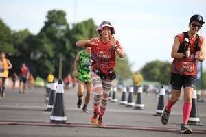 BIB: 0423, 0118
                            <button type="button" onclick="openModal(5101713)" class="btn btn-primary btn-sm float-right btn-popup" data-toggle="modal" data-target=".modal-high-quality">
                        <i class="fas fa-shopping-cart"></i> Add to Cart
                    </button>
                                            <button type="button" onclick="isThisMe(5101713, true)" class="btn btn-success btn-sm float-right btn-popup btn-isme hidden" data-toggle="tooltip" data-placement="bottom" title="นี่คือรูปของคุณใช่ไหม คลิกที่นี่เพื่อเอาเข้าอัลบั้ม">
                        <i class="fas fa-plus"></i> Add to album
                    </button>
                    <button type="button" onclick="isThisMe(5101713, false)" class="btn btn-warning btn-sm float-right btn-popup btn-isnotme hidden">
                        <i class="fas fa-ban"></i> Remove from album
                    </button>