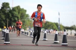 BIB: 443
                            <button type="button" onclick="openModal(5100969)" class="btn btn-primary btn-sm float-right btn-popup" data-toggle="modal" data-target=".modal-high-quality">
                        <i class="fas fa-shopping-cart"></i> Add to Cart
                    </button>
                                            <button type="button" onclick="isThisMe(5100969, true)" class="btn btn-success btn-sm float-right btn-popup btn-isme hidden" data-toggle="tooltip" data-placement="bottom" title="นี่คือรูปของคุณใช่ไหม คลิกที่นี่เพื่อเอาเข้าอัลบั้ม">
                        <i class="fas fa-plus"></i> Add to album
                    </button>
                    <button type="button" onclick="isThisMe(5100969, false)" class="btn btn-warning btn-sm float-right btn-popup btn-isnotme hidden">
                        <i class="fas fa-ban"></i> Remove from album
                    </button>