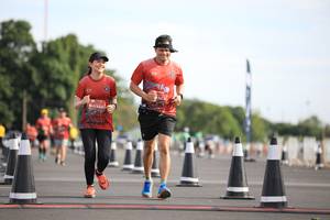 BIB: 322
                            <button type="button" onclick="openModal(5103328)" class="btn btn-primary btn-sm float-right btn-popup" data-toggle="modal" data-target=".modal-high-quality">
                        <i class="fas fa-shopping-cart"></i> Add to Cart
                    </button>
                                            <button type="button" onclick="isThisMe(5103328, true)" class="btn btn-success btn-sm float-right btn-popup btn-isme hidden" data-toggle="tooltip" data-placement="bottom" title="นี่คือรูปของคุณใช่ไหม คลิกที่นี่เพื่อเอาเข้าอัลบั้ม">
                        <i class="fas fa-plus"></i> Add to album
                    </button>
                    <button type="button" onclick="isThisMe(5103328, false)" class="btn btn-warning btn-sm float-right btn-popup btn-isnotme hidden">
                        <i class="fas fa-ban"></i> Remove from album
                    </button>