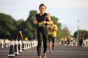 BIB: 1255, 
                            <button type="button" onclick="openModal(4947804)" class="btn btn-primary btn-sm float-right btn-popup" data-toggle="modal" data-target=".modal-high-quality">
                        <i class="fas fa-shopping-cart"></i> Add to Cart
                    </button>
                                            <button type="button" onclick="isThisMe(4947804, true)" class="btn btn-success btn-sm float-right btn-popup btn-isme hidden" data-toggle="tooltip" data-placement="bottom" title="นี่คือรูปของคุณใช่ไหม คลิกที่นี่เพื่อเอาเข้าอัลบั้ม">
                        <i class="fas fa-plus"></i> Add to album
                    </button>
                    <button type="button" onclick="isThisMe(4947804, false)" class="btn btn-warning btn-sm float-right btn-popup btn-isnotme hidden">
                        <i class="fas fa-ban"></i> Remove from album
                    </button>