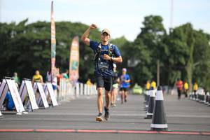 BIB: 0852, 
                            <button type="button" onclick="openModal(5125550)" class="btn btn-primary btn-sm float-right btn-popup" data-toggle="modal" data-target=".modal-high-quality">
                        <i class="fas fa-shopping-cart"></i> Add to Cart
                    </button>
                                            <button type="button" onclick="isThisMe(5125550, true)" class="btn btn-success btn-sm float-right btn-popup btn-isme hidden" data-toggle="tooltip" data-placement="bottom" title="นี่คือรูปของคุณใช่ไหม คลิกที่นี่เพื่อเอาเข้าอัลบั้ม">
                        <i class="fas fa-plus"></i> Add to album
                    </button>
                    <button type="button" onclick="isThisMe(5125550, false)" class="btn btn-warning btn-sm float-right btn-popup btn-isnotme hidden">
                        <i class="fas fa-ban"></i> Remove from album
                    </button>