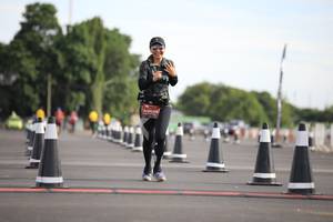 BIB: 0029
                            <button type="button" onclick="openModal(5122933)" class="btn btn-primary btn-sm float-right btn-popup" data-toggle="modal" data-target=".modal-high-quality">
                        <i class="fas fa-shopping-cart"></i> Add to Cart
                    </button>
                                            <button type="button" onclick="isThisMe(5122933, true)" class="btn btn-success btn-sm float-right btn-popup btn-isme hidden" data-toggle="tooltip" data-placement="bottom" title="นี่คือรูปของคุณใช่ไหม คลิกที่นี่เพื่อเอาเข้าอัลบั้ม">
                        <i class="fas fa-plus"></i> Add to album
                    </button>
                    <button type="button" onclick="isThisMe(5122933, false)" class="btn btn-warning btn-sm float-right btn-popup btn-isnotme hidden">
                        <i class="fas fa-ban"></i> Remove from album
                    </button>