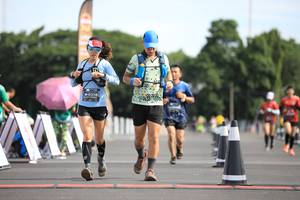 BIB: 0318
                            <button type="button" onclick="openModal(5136475)" class="btn btn-primary btn-sm float-right btn-popup" data-toggle="modal" data-target=".modal-high-quality">
                        <i class="fas fa-shopping-cart"></i> Add to Cart
                    </button>
                                            <button type="button" onclick="isThisMe(5136475, true)" class="btn btn-success btn-sm float-right btn-popup btn-isme hidden" data-toggle="tooltip" data-placement="bottom" title="นี่คือรูปของคุณใช่ไหม คลิกที่นี่เพื่อเอาเข้าอัลบั้ม">
                        <i class="fas fa-plus"></i> Add to album
                    </button>
                    <button type="button" onclick="isThisMe(5136475, false)" class="btn btn-warning btn-sm float-right btn-popup btn-isnotme hidden">
                        <i class="fas fa-ban"></i> Remove from album
                    </button>