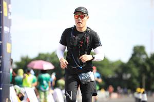 BIB: 110
                            <button type="button" onclick="openModal(5136884)" class="btn btn-primary btn-sm float-right btn-popup" data-toggle="modal" data-target=".modal-high-quality">
                        <i class="fas fa-shopping-cart"></i> Add to Cart
                    </button>
                                            <button type="button" onclick="isThisMe(5136884, true)" class="btn btn-success btn-sm float-right btn-popup btn-isme hidden" data-toggle="tooltip" data-placement="bottom" title="นี่คือรูปของคุณใช่ไหม คลิกที่นี่เพื่อเอาเข้าอัลบั้ม">
                        <i class="fas fa-plus"></i> Add to album
                    </button>
                    <button type="button" onclick="isThisMe(5136884, false)" class="btn btn-warning btn-sm float-right btn-popup btn-isnotme hidden">
                        <i class="fas fa-ban"></i> Remove from album
                    </button>