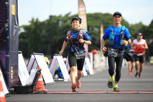 BIB: 535, 324
                            <button type="button" onclick="openModal(5127124)" class="btn btn-primary btn-sm float-right btn-popup" data-toggle="modal" data-target=".modal-high-quality">
                        <i class="fas fa-shopping-cart"></i> Add to Cart
                    </button>
                                            <button type="button" onclick="isThisMe(5127124, true)" class="btn btn-success btn-sm float-right btn-popup btn-isme hidden" data-toggle="tooltip" data-placement="bottom" title="นี่คือรูปของคุณใช่ไหม คลิกที่นี่เพื่อเอาเข้าอัลบั้ม">
                        <i class="fas fa-plus"></i> Add to album
                    </button>
                    <button type="button" onclick="isThisMe(5127124, false)" class="btn btn-warning btn-sm float-right btn-popup btn-isnotme hidden">
                        <i class="fas fa-ban"></i> Remove from album
                    </button>