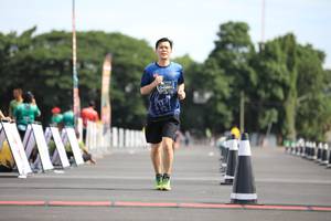 BIB: 801
                            <button type="button" onclick="openModal(5136660)" class="btn btn-primary btn-sm float-right btn-popup" data-toggle="modal" data-target=".modal-high-quality">
                        <i class="fas fa-shopping-cart"></i> Add to Cart
                    </button>
                                            <button type="button" onclick="isThisMe(5136660, true)" class="btn btn-success btn-sm float-right btn-popup btn-isme hidden" data-toggle="tooltip" data-placement="bottom" title="นี่คือรูปของคุณใช่ไหม คลิกที่นี่เพื่อเอาเข้าอัลบั้ม">
                        <i class="fas fa-plus"></i> Add to album
                    </button>
                    <button type="button" onclick="isThisMe(5136660, false)" class="btn btn-warning btn-sm float-right btn-popup btn-isnotme hidden">
                        <i class="fas fa-ban"></i> Remove from album
                    </button>