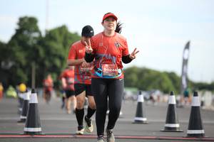 BIB: 0003, 0244
                            <button type="button" onclick="openModal(5108782)" class="btn btn-primary btn-sm float-right btn-popup" data-toggle="modal" data-target=".modal-high-quality">
                        <i class="fas fa-shopping-cart"></i> Add to Cart
                    </button>
                                            <button type="button" onclick="isThisMe(5108782, true)" class="btn btn-success btn-sm float-right btn-popup btn-isme hidden" data-toggle="tooltip" data-placement="bottom" title="นี่คือรูปของคุณใช่ไหม คลิกที่นี่เพื่อเอาเข้าอัลบั้ม">
                        <i class="fas fa-plus"></i> Add to album
                    </button>
                    <button type="button" onclick="isThisMe(5108782, false)" class="btn btn-warning btn-sm float-right btn-popup btn-isnotme hidden">
                        <i class="fas fa-ban"></i> Remove from album
                    </button>