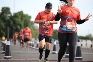 BIB: 0244, 003
                            <button type="button" onclick="openModal(5108786)" class="btn btn-primary btn-sm float-right btn-popup" data-toggle="modal" data-target=".modal-high-quality">
                        <i class="fas fa-shopping-cart"></i> Add to Cart
                    </button>
                                            <button type="button" onclick="isThisMe(5108786, true)" class="btn btn-success btn-sm float-right btn-popup btn-isme hidden" data-toggle="tooltip" data-placement="bottom" title="นี่คือรูปของคุณใช่ไหม คลิกที่นี่เพื่อเอาเข้าอัลบั้ม">
                        <i class="fas fa-plus"></i> Add to album
                    </button>
                    <button type="button" onclick="isThisMe(5108786, false)" class="btn btn-warning btn-sm float-right btn-popup btn-isnotme hidden">
                        <i class="fas fa-ban"></i> Remove from album
                    </button>