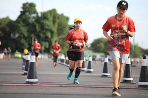 BIB: 
                            <button type="button" onclick="openModal(5103572)" class="btn btn-primary btn-sm float-right btn-popup" data-toggle="modal" data-target=".modal-high-quality">
                        <i class="fas fa-shopping-cart"></i> Add to Cart
                    </button>
                                            <button type="button" onclick="isThisMe(5103572, true)" class="btn btn-success btn-sm float-right btn-popup btn-isme hidden" data-toggle="tooltip" data-placement="bottom" title="นี่คือรูปของคุณใช่ไหม คลิกที่นี่เพื่อเอาเข้าอัลบั้ม">
                        <i class="fas fa-plus"></i> Add to album
                    </button>
                    <button type="button" onclick="isThisMe(5103572, false)" class="btn btn-warning btn-sm float-right btn-popup btn-isnotme hidden">
                        <i class="fas fa-ban"></i> Remove from album
                    </button>