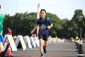 BIB: 547
                            <button type="button" onclick="openModal(5106492)" class="btn btn-primary btn-sm float-right btn-popup" data-toggle="modal" data-target=".modal-high-quality">
                        <i class="fas fa-shopping-cart"></i> Add to Cart
                    </button>
                                            <button type="button" onclick="isThisMe(5106492, true)" class="btn btn-success btn-sm float-right btn-popup btn-isme hidden" data-toggle="tooltip" data-placement="bottom" title="นี่คือรูปของคุณใช่ไหม คลิกที่นี่เพื่อเอาเข้าอัลบั้ม">
                        <i class="fas fa-plus"></i> Add to album
                    </button>
                    <button type="button" onclick="isThisMe(5106492, false)" class="btn btn-warning btn-sm float-right btn-popup btn-isnotme hidden">
                        <i class="fas fa-ban"></i> Remove from album
                    </button>