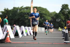 BIB: 0356
                            <button type="button" onclick="openModal(5109395)" class="btn btn-primary btn-sm float-right btn-popup" data-toggle="modal" data-target=".modal-high-quality">
                        <i class="fas fa-shopping-cart"></i> Add to Cart
                    </button>
                                            <button type="button" onclick="isThisMe(5109395, true)" class="btn btn-success btn-sm float-right btn-popup btn-isme hidden" data-toggle="tooltip" data-placement="bottom" title="นี่คือรูปของคุณใช่ไหม คลิกที่นี่เพื่อเอาเข้าอัลบั้ม">
                        <i class="fas fa-plus"></i> Add to album
                    </button>
                    <button type="button" onclick="isThisMe(5109395, false)" class="btn btn-warning btn-sm float-right btn-popup btn-isnotme hidden">
                        <i class="fas fa-ban"></i> Remove from album
                    </button>