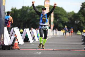 BIB: 1079
                            <button type="button" onclick="openModal(5108278)" class="btn btn-primary btn-sm float-right btn-popup" data-toggle="modal" data-target=".modal-high-quality">
                        <i class="fas fa-shopping-cart"></i> Add to Cart
                    </button>
                                            <button type="button" onclick="isThisMe(5108278, true)" class="btn btn-success btn-sm float-right btn-popup btn-isme hidden" data-toggle="tooltip" data-placement="bottom" title="นี่คือรูปของคุณใช่ไหม คลิกที่นี่เพื่อเอาเข้าอัลบั้ม">
                        <i class="fas fa-plus"></i> Add to album
                    </button>
                    <button type="button" onclick="isThisMe(5108278, false)" class="btn btn-warning btn-sm float-right btn-popup btn-isnotme hidden">
                        <i class="fas fa-ban"></i> Remove from album
                    </button>