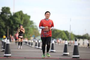 BIB: 0442
                            <button type="button" onclick="openModal(5098418)" class="btn btn-primary btn-sm float-right btn-popup" data-toggle="modal" data-target=".modal-high-quality">
                        <i class="fas fa-shopping-cart"></i> Add to Cart
                    </button>
                                            <button type="button" onclick="isThisMe(5098418, true)" class="btn btn-success btn-sm float-right btn-popup btn-isme hidden" data-toggle="tooltip" data-placement="bottom" title="นี่คือรูปของคุณใช่ไหม คลิกที่นี่เพื่อเอาเข้าอัลบั้ม">
                        <i class="fas fa-plus"></i> Add to album
                    </button>
                    <button type="button" onclick="isThisMe(5098418, false)" class="btn btn-warning btn-sm float-right btn-popup btn-isnotme hidden">
                        <i class="fas fa-ban"></i> Remove from album
                    </button>