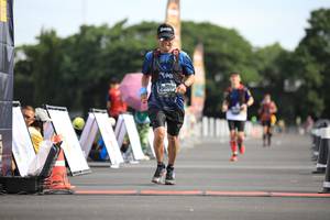 BIB: 516
                            <button type="button" onclick="openModal(5128742)" class="btn btn-primary btn-sm float-right btn-popup" data-toggle="modal" data-target=".modal-high-quality">
                        <i class="fas fa-shopping-cart"></i> Add to Cart
                    </button>
                                            <button type="button" onclick="isThisMe(5128742, true)" class="btn btn-success btn-sm float-right btn-popup btn-isme hidden" data-toggle="tooltip" data-placement="bottom" title="นี่คือรูปของคุณใช่ไหม คลิกที่นี่เพื่อเอาเข้าอัลบั้ม">
                        <i class="fas fa-plus"></i> Add to album
                    </button>
                    <button type="button" onclick="isThisMe(5128742, false)" class="btn btn-warning btn-sm float-right btn-popup btn-isnotme hidden">
                        <i class="fas fa-ban"></i> Remove from album
                    </button>