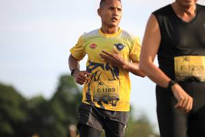 BIB: 1255, 1189
                            <button type="button" onclick="openModal(4947833)" class="btn btn-primary btn-sm float-right btn-popup" data-toggle="modal" data-target=".modal-high-quality">
                        <i class="fas fa-shopping-cart"></i> Add to Cart
                    </button>
                                            <button type="button" onclick="isThisMe(4947833, true)" class="btn btn-success btn-sm float-right btn-popup btn-isme hidden" data-toggle="tooltip" data-placement="bottom" title="นี่คือรูปของคุณใช่ไหม คลิกที่นี่เพื่อเอาเข้าอัลบั้ม">
                        <i class="fas fa-plus"></i> Add to album
                    </button>
                    <button type="button" onclick="isThisMe(4947833, false)" class="btn btn-warning btn-sm float-right btn-popup btn-isnotme hidden">
                        <i class="fas fa-ban"></i> Remove from album
                    </button>