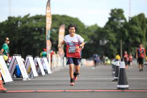 BIB: 508
                            <button type="button" onclick="openModal(5124685)" class="btn btn-primary btn-sm float-right btn-popup" data-toggle="modal" data-target=".modal-high-quality">
                        <i class="fas fa-shopping-cart"></i> Add to Cart
                    </button>
                                            <button type="button" onclick="isThisMe(5124685, true)" class="btn btn-success btn-sm float-right btn-popup btn-isme hidden" data-toggle="tooltip" data-placement="bottom" title="นี่คือรูปของคุณใช่ไหม คลิกที่นี่เพื่อเอาเข้าอัลบั้ม">
                        <i class="fas fa-plus"></i> Add to album
                    </button>
                    <button type="button" onclick="isThisMe(5124685, false)" class="btn btn-warning btn-sm float-right btn-popup btn-isnotme hidden">
                        <i class="fas fa-ban"></i> Remove from album
                    </button>