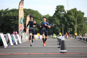 BIB: 
                            <button type="button" onclick="openModal(5107792)" class="btn btn-primary btn-sm float-right btn-popup" data-toggle="modal" data-target=".modal-high-quality">
                        <i class="fas fa-shopping-cart"></i> Add to Cart
                    </button>
                                            <button type="button" onclick="isThisMe(5107792, true)" class="btn btn-success btn-sm float-right btn-popup btn-isme hidden" data-toggle="tooltip" data-placement="bottom" title="นี่คือรูปของคุณใช่ไหม คลิกที่นี่เพื่อเอาเข้าอัลบั้ม">
                        <i class="fas fa-plus"></i> Add to album
                    </button>
                    <button type="button" onclick="isThisMe(5107792, false)" class="btn btn-warning btn-sm float-right btn-popup btn-isnotme hidden">
                        <i class="fas fa-ban"></i> Remove from album
                    </button>