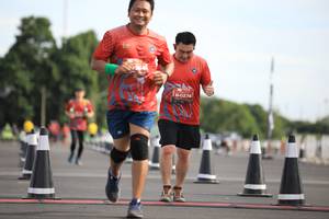 BIB: 0274
                            <button type="button" onclick="openModal(5108913)" class="btn btn-primary btn-sm float-right btn-popup" data-toggle="modal" data-target=".modal-high-quality">
                        <i class="fas fa-shopping-cart"></i> Add to Cart
                    </button>
                                            <button type="button" onclick="isThisMe(5108913, true)" class="btn btn-success btn-sm float-right btn-popup btn-isme hidden" data-toggle="tooltip" data-placement="bottom" title="นี่คือรูปของคุณใช่ไหม คลิกที่นี่เพื่อเอาเข้าอัลบั้ม">
                        <i class="fas fa-plus"></i> Add to album
                    </button>
                    <button type="button" onclick="isThisMe(5108913, false)" class="btn btn-warning btn-sm float-right btn-popup btn-isnotme hidden">
                        <i class="fas fa-ban"></i> Remove from album
                    </button>