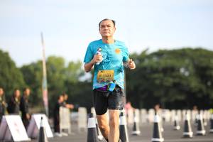 BIB: 1321
                            <button type="button" onclick="openModal(4958585)" class="btn btn-primary btn-sm float-right btn-popup" data-toggle="modal" data-target=".modal-high-quality">
                        <i class="fas fa-shopping-cart"></i> Add to Cart
                    </button>
                                            <button type="button" onclick="isThisMe(4958585, true)" class="btn btn-success btn-sm float-right btn-popup btn-isme hidden" data-toggle="tooltip" data-placement="bottom" title="นี่คือรูปของคุณใช่ไหม คลิกที่นี่เพื่อเอาเข้าอัลบั้ม">
                        <i class="fas fa-plus"></i> Add to album
                    </button>
                    <button type="button" onclick="isThisMe(4958585, false)" class="btn btn-warning btn-sm float-right btn-popup btn-isnotme hidden">
                        <i class="fas fa-ban"></i> Remove from album
                    </button>