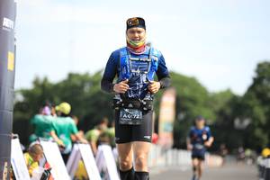 BIB: 0172
                            <button type="button" onclick="openModal(5136731)" class="btn btn-primary btn-sm float-right btn-popup" data-toggle="modal" data-target=".modal-high-quality">
                        <i class="fas fa-shopping-cart"></i> Add to Cart
                    </button>
                                            <button type="button" onclick="isThisMe(5136731, true)" class="btn btn-success btn-sm float-right btn-popup btn-isme hidden" data-toggle="tooltip" data-placement="bottom" title="นี่คือรูปของคุณใช่ไหม คลิกที่นี่เพื่อเอาเข้าอัลบั้ม">
                        <i class="fas fa-plus"></i> Add to album
                    </button>
                    <button type="button" onclick="isThisMe(5136731, false)" class="btn btn-warning btn-sm float-right btn-popup btn-isnotme hidden">
                        <i class="fas fa-ban"></i> Remove from album
                    </button>