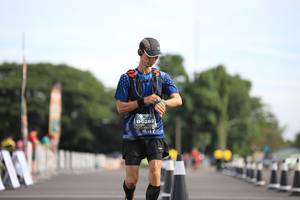 BIB: 0282
                            <button type="button" onclick="openModal(5126936)" class="btn btn-primary btn-sm float-right btn-popup" data-toggle="modal" data-target=".modal-high-quality">
                        <i class="fas fa-shopping-cart"></i> Add to Cart
                    </button>
                                            <button type="button" onclick="isThisMe(5126936, true)" class="btn btn-success btn-sm float-right btn-popup btn-isme hidden" data-toggle="tooltip" data-placement="bottom" title="นี่คือรูปของคุณใช่ไหม คลิกที่นี่เพื่อเอาเข้าอัลบั้ม">
                        <i class="fas fa-plus"></i> Add to album
                    </button>
                    <button type="button" onclick="isThisMe(5126936, false)" class="btn btn-warning btn-sm float-right btn-popup btn-isnotme hidden">
                        <i class="fas fa-ban"></i> Remove from album
                    </button>