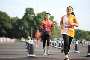 BIB: 0270
                            <button type="button" onclick="openModal(5099420)" class="btn btn-primary btn-sm float-right btn-popup" data-toggle="modal" data-target=".modal-high-quality">
                        <i class="fas fa-shopping-cart"></i> Add to Cart
                    </button>
                                            <button type="button" onclick="isThisMe(5099420, true)" class="btn btn-success btn-sm float-right btn-popup btn-isme hidden" data-toggle="tooltip" data-placement="bottom" title="นี่คือรูปของคุณใช่ไหม คลิกที่นี่เพื่อเอาเข้าอัลบั้ม">
                        <i class="fas fa-plus"></i> Add to album
                    </button>
                    <button type="button" onclick="isThisMe(5099420, false)" class="btn btn-warning btn-sm float-right btn-popup btn-isnotme hidden">
                        <i class="fas fa-ban"></i> Remove from album
                    </button>