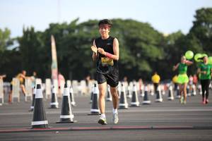 BIB: 1071
                            <button type="button" onclick="openModal(4956165)" class="btn btn-primary btn-sm float-right btn-popup" data-toggle="modal" data-target=".modal-high-quality">
                        <i class="fas fa-shopping-cart"></i> Add to Cart
                    </button>
                                            <button type="button" onclick="isThisMe(4956165, true)" class="btn btn-success btn-sm float-right btn-popup btn-isme hidden" data-toggle="tooltip" data-placement="bottom" title="นี่คือรูปของคุณใช่ไหม คลิกที่นี่เพื่อเอาเข้าอัลบั้ม">
                        <i class="fas fa-plus"></i> Add to album
                    </button>
                    <button type="button" onclick="isThisMe(4956165, false)" class="btn btn-warning btn-sm float-right btn-popup btn-isnotme hidden">
                        <i class="fas fa-ban"></i> Remove from album
                    </button>