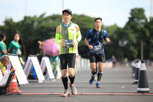 BIB: 0859
                            <button type="button" onclick="openModal(5128398)" class="btn btn-primary btn-sm float-right btn-popup" data-toggle="modal" data-target=".modal-high-quality">
                        <i class="fas fa-shopping-cart"></i> Add to Cart
                    </button>
                                            <button type="button" onclick="isThisMe(5128398, true)" class="btn btn-success btn-sm float-right btn-popup btn-isme hidden" data-toggle="tooltip" data-placement="bottom" title="นี่คือรูปของคุณใช่ไหม คลิกที่นี่เพื่อเอาเข้าอัลบั้ม">
                        <i class="fas fa-plus"></i> Add to album
                    </button>
                    <button type="button" onclick="isThisMe(5128398, false)" class="btn btn-warning btn-sm float-right btn-popup btn-isnotme hidden">
                        <i class="fas fa-ban"></i> Remove from album
                    </button>