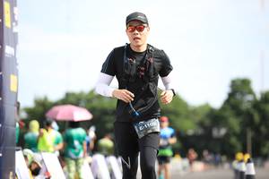 BIB: 110
                            <button type="button" onclick="openModal(5136882)" class="btn btn-primary btn-sm float-right btn-popup" data-toggle="modal" data-target=".modal-high-quality">
                        <i class="fas fa-shopping-cart"></i> Add to Cart
                    </button>
                                            <button type="button" onclick="isThisMe(5136882, true)" class="btn btn-success btn-sm float-right btn-popup btn-isme hidden" data-toggle="tooltip" data-placement="bottom" title="นี่คือรูปของคุณใช่ไหม คลิกที่นี่เพื่อเอาเข้าอัลบั้ม">
                        <i class="fas fa-plus"></i> Add to album
                    </button>
                    <button type="button" onclick="isThisMe(5136882, false)" class="btn btn-warning btn-sm float-right btn-popup btn-isnotme hidden">
                        <i class="fas fa-ban"></i> Remove from album
                    </button>