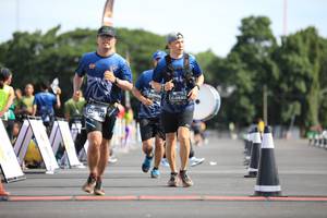 BIB: 533
                            <button type="button" onclick="openModal(5136914)" class="btn btn-primary btn-sm float-right btn-popup" data-toggle="modal" data-target=".modal-high-quality">
                        <i class="fas fa-shopping-cart"></i> Add to Cart
                    </button>
                                            <button type="button" onclick="isThisMe(5136914, true)" class="btn btn-success btn-sm float-right btn-popup btn-isme hidden" data-toggle="tooltip" data-placement="bottom" title="นี่คือรูปของคุณใช่ไหม คลิกที่นี่เพื่อเอาเข้าอัลบั้ม">
                        <i class="fas fa-plus"></i> Add to album
                    </button>
                    <button type="button" onclick="isThisMe(5136914, false)" class="btn btn-warning btn-sm float-right btn-popup btn-isnotme hidden">
                        <i class="fas fa-ban"></i> Remove from album
                    </button>