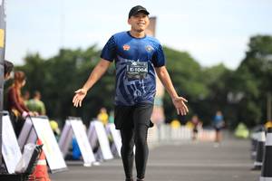 BIB: 1064
                            <button type="button" onclick="openModal(5126462)" class="btn btn-primary btn-sm float-right btn-popup" data-toggle="modal" data-target=".modal-high-quality">
                        <i class="fas fa-shopping-cart"></i> Add to Cart
                    </button>
                                            <button type="button" onclick="isThisMe(5126462, true)" class="btn btn-success btn-sm float-right btn-popup btn-isme hidden" data-toggle="tooltip" data-placement="bottom" title="นี่คือรูปของคุณใช่ไหม คลิกที่นี่เพื่อเอาเข้าอัลบั้ม">
                        <i class="fas fa-plus"></i> Add to album
                    </button>
                    <button type="button" onclick="isThisMe(5126462, false)" class="btn btn-warning btn-sm float-right btn-popup btn-isnotme hidden">
                        <i class="fas fa-ban"></i> Remove from album
                    </button>