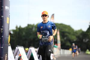 BIB: 0202
                            <button type="button" onclick="openModal(5109244)" class="btn btn-primary btn-sm float-right btn-popup" data-toggle="modal" data-target=".modal-high-quality">
                        <i class="fas fa-shopping-cart"></i> Add to Cart
                    </button>
                                            <button type="button" onclick="isThisMe(5109244, true)" class="btn btn-success btn-sm float-right btn-popup btn-isme hidden" data-toggle="tooltip" data-placement="bottom" title="นี่คือรูปของคุณใช่ไหม คลิกที่นี่เพื่อเอาเข้าอัลบั้ม">
                        <i class="fas fa-plus"></i> Add to album
                    </button>
                    <button type="button" onclick="isThisMe(5109244, false)" class="btn btn-warning btn-sm float-right btn-popup btn-isnotme hidden">
                        <i class="fas fa-ban"></i> Remove from album
                    </button>