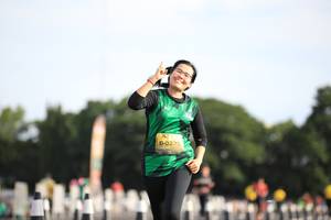 BIB: 0275
                            <button type="button" onclick="openModal(4971886)" class="btn btn-primary btn-sm float-right btn-popup" data-toggle="modal" data-target=".modal-high-quality">
                        <i class="fas fa-shopping-cart"></i> Add to Cart
                    </button>
                                            <button type="button" onclick="isThisMe(4971886, true)" class="btn btn-success btn-sm float-right btn-popup btn-isme hidden" data-toggle="tooltip" data-placement="bottom" title="นี่คือรูปของคุณใช่ไหม คลิกที่นี่เพื่อเอาเข้าอัลบั้ม">
                        <i class="fas fa-plus"></i> Add to album
                    </button>
                    <button type="button" onclick="isThisMe(4971886, false)" class="btn btn-warning btn-sm float-right btn-popup btn-isnotme hidden">
                        <i class="fas fa-ban"></i> Remove from album
                    </button>
