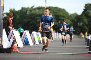 BIB: 964
                            <button type="button" onclick="openModal(5123647)" class="btn btn-primary btn-sm float-right btn-popup" data-toggle="modal" data-target=".modal-high-quality">
                        <i class="fas fa-shopping-cart"></i> Add to Cart
                    </button>
                                            <button type="button" onclick="isThisMe(5123647, true)" class="btn btn-success btn-sm float-right btn-popup btn-isme hidden" data-toggle="tooltip" data-placement="bottom" title="นี่คือรูปของคุณใช่ไหม คลิกที่นี่เพื่อเอาเข้าอัลบั้ม">
                        <i class="fas fa-plus"></i> Add to album
                    </button>
                    <button type="button" onclick="isThisMe(5123647, false)" class="btn btn-warning btn-sm float-right btn-popup btn-isnotme hidden">
                        <i class="fas fa-ban"></i> Remove from album
                    </button>