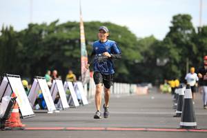 BIB: 0123
                            <button type="button" onclick="openModal(5127363)" class="btn btn-primary btn-sm float-right btn-popup" data-toggle="modal" data-target=".modal-high-quality">
                        <i class="fas fa-shopping-cart"></i> Add to Cart
                    </button>
                                            <button type="button" onclick="isThisMe(5127363, true)" class="btn btn-success btn-sm float-right btn-popup btn-isme hidden" data-toggle="tooltip" data-placement="bottom" title="นี่คือรูปของคุณใช่ไหม คลิกที่นี่เพื่อเอาเข้าอัลบั้ม">
                        <i class="fas fa-plus"></i> Add to album
                    </button>
                    <button type="button" onclick="isThisMe(5127363, false)" class="btn btn-warning btn-sm float-right btn-popup btn-isnotme hidden">
                        <i class="fas fa-ban"></i> Remove from album
                    </button>