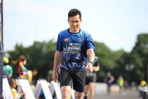 BIB: 0398
                            <button type="button" onclick="openModal(5136530)" class="btn btn-primary btn-sm float-right btn-popup" data-toggle="modal" data-target=".modal-high-quality">
                        <i class="fas fa-shopping-cart"></i> Add to Cart
                    </button>
                                            <button type="button" onclick="isThisMe(5136530, true)" class="btn btn-success btn-sm float-right btn-popup btn-isme hidden" data-toggle="tooltip" data-placement="bottom" title="นี่คือรูปของคุณใช่ไหม คลิกที่นี่เพื่อเอาเข้าอัลบั้ม">
                        <i class="fas fa-plus"></i> Add to album
                    </button>
                    <button type="button" onclick="isThisMe(5136530, false)" class="btn btn-warning btn-sm float-right btn-popup btn-isnotme hidden">
                        <i class="fas fa-ban"></i> Remove from album
                    </button>