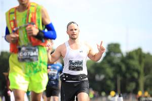 BIB: 784, 0854
                            <button type="button" onclick="openModal(5136520)" class="btn btn-primary btn-sm float-right btn-popup" data-toggle="modal" data-target=".modal-high-quality">
                        <i class="fas fa-shopping-cart"></i> Add to Cart
                    </button>
                                            <button type="button" onclick="isThisMe(5136520, true)" class="btn btn-success btn-sm float-right btn-popup btn-isme hidden" data-toggle="tooltip" data-placement="bottom" title="นี่คือรูปของคุณใช่ไหม คลิกที่นี่เพื่อเอาเข้าอัลบั้ม">
                        <i class="fas fa-plus"></i> Add to album
                    </button>
                    <button type="button" onclick="isThisMe(5136520, false)" class="btn btn-warning btn-sm float-right btn-popup btn-isnotme hidden">
                        <i class="fas fa-ban"></i> Remove from album
                    </button>