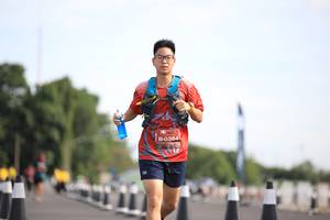 BIB: 0384
                            <button type="button" onclick="openModal(5121946)" class="btn btn-primary btn-sm float-right btn-popup" data-toggle="modal" data-target=".modal-high-quality">
                        <i class="fas fa-shopping-cart"></i> Add to Cart
                    </button>
                                            <button type="button" onclick="isThisMe(5121946, true)" class="btn btn-success btn-sm float-right btn-popup btn-isme hidden" data-toggle="tooltip" data-placement="bottom" title="นี่คือรูปของคุณใช่ไหม คลิกที่นี่เพื่อเอาเข้าอัลบั้ม">
                        <i class="fas fa-plus"></i> Add to album
                    </button>
                    <button type="button" onclick="isThisMe(5121946, false)" class="btn btn-warning btn-sm float-right btn-popup btn-isnotme hidden">
                        <i class="fas fa-ban"></i> Remove from album
                    </button>