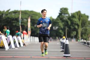 BIB: 0801
                            <button type="button" onclick="openModal(5136666)" class="btn btn-primary btn-sm float-right btn-popup" data-toggle="modal" data-target=".modal-high-quality">
                        <i class="fas fa-shopping-cart"></i> Add to Cart
                    </button>
                                            <button type="button" onclick="isThisMe(5136666, true)" class="btn btn-success btn-sm float-right btn-popup btn-isme hidden" data-toggle="tooltip" data-placement="bottom" title="นี่คือรูปของคุณใช่ไหม คลิกที่นี่เพื่อเอาเข้าอัลบั้ม">
                        <i class="fas fa-plus"></i> Add to album
                    </button>
                    <button type="button" onclick="isThisMe(5136666, false)" class="btn btn-warning btn-sm float-right btn-popup btn-isnotme hidden">
                        <i class="fas fa-ban"></i> Remove from album
                    </button>