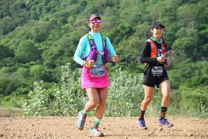 BIB: 525, 0395
                            <button type="button" onclick="openModal(4959699)" class="btn btn-primary btn-sm float-right btn-popup" data-toggle="modal" data-target=".modal-high-quality">
                        <i class="fas fa-shopping-cart"></i> Add to Cart
                    </button>
                                            <button type="button" onclick="isThisMe(4959699, true)" class="btn btn-success btn-sm float-right btn-popup btn-isme hidden" data-toggle="tooltip" data-placement="bottom" title="นี่คือรูปของคุณใช่ไหม คลิกที่นี่เพื่อเอาเข้าอัลบั้ม">
                        <i class="fas fa-plus"></i> Add to album
                    </button>
                    <button type="button" onclick="isThisMe(4959699, false)" class="btn btn-warning btn-sm float-right btn-popup btn-isnotme hidden">
                        <i class="fas fa-ban"></i> Remove from album
                    </button>