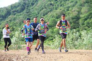 BIB: 735
                            <button type="button" onclick="openModal(5127274)" class="btn btn-primary btn-sm float-right btn-popup" data-toggle="modal" data-target=".modal-high-quality">
                        <i class="fas fa-shopping-cart"></i> Add to Cart
                    </button>
                                            <button type="button" onclick="isThisMe(5127274, true)" class="btn btn-success btn-sm float-right btn-popup btn-isme hidden" data-toggle="tooltip" data-placement="bottom" title="นี่คือรูปของคุณใช่ไหม คลิกที่นี่เพื่อเอาเข้าอัลบั้ม">
                        <i class="fas fa-plus"></i> Add to album
                    </button>
                    <button type="button" onclick="isThisMe(5127274, false)" class="btn btn-warning btn-sm float-right btn-popup btn-isnotme hidden">
                        <i class="fas fa-ban"></i> Remove from album
                    </button>