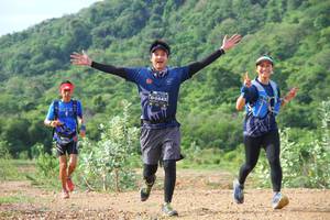 BIB: 0443
                            <button type="button" onclick="openModal(4961160)" class="btn btn-primary btn-sm float-right btn-popup" data-toggle="modal" data-target=".modal-high-quality">
                        <i class="fas fa-shopping-cart"></i> Add to Cart
                    </button>
                                            <button type="button" onclick="isThisMe(4961160, true)" class="btn btn-success btn-sm float-right btn-popup btn-isme hidden" data-toggle="tooltip" data-placement="bottom" title="นี่คือรูปของคุณใช่ไหม คลิกที่นี่เพื่อเอาเข้าอัลบั้ม">
                        <i class="fas fa-plus"></i> Add to album
                    </button>
                    <button type="button" onclick="isThisMe(4961160, false)" class="btn btn-warning btn-sm float-right btn-popup btn-isnotme hidden">
                        <i class="fas fa-ban"></i> Remove from album
                    </button>