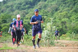 BIB: 0410
                            <button type="button" onclick="openModal(4959452)" class="btn btn-primary btn-sm float-right btn-popup" data-toggle="modal" data-target=".modal-high-quality">
                        <i class="fas fa-shopping-cart"></i> Add to Cart
                    </button>
                                            <button type="button" onclick="isThisMe(4959452, true)" class="btn btn-success btn-sm float-right btn-popup btn-isme hidden" data-toggle="tooltip" data-placement="bottom" title="นี่คือรูปของคุณใช่ไหม คลิกที่นี่เพื่อเอาเข้าอัลบั้ม">
                        <i class="fas fa-plus"></i> Add to album
                    </button>
                    <button type="button" onclick="isThisMe(4959452, false)" class="btn btn-warning btn-sm float-right btn-popup btn-isnotme hidden">
                        <i class="fas fa-ban"></i> Remove from album
                    </button>