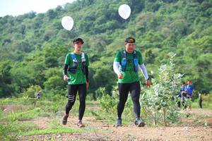 BIB: 
                            <button type="button" onclick="openModal(4961117)" class="btn btn-primary btn-sm float-right btn-popup" data-toggle="modal" data-target=".modal-high-quality">
                        <i class="fas fa-shopping-cart"></i> Add to Cart
                    </button>
                                            <button type="button" onclick="isThisMe(4961117, true)" class="btn btn-success btn-sm float-right btn-popup btn-isme hidden" data-toggle="tooltip" data-placement="bottom" title="นี่คือรูปของคุณใช่ไหม คลิกที่นี่เพื่อเอาเข้าอัลบั้ม">
                        <i class="fas fa-plus"></i> Add to album
                    </button>
                    <button type="button" onclick="isThisMe(4961117, false)" class="btn btn-warning btn-sm float-right btn-popup btn-isnotme hidden">
                        <i class="fas fa-ban"></i> Remove from album
                    </button>