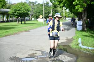 BIB: 0962
                            <button type="button" onclick="openModal(4900371)" class="btn btn-primary btn-sm float-right btn-popup" data-toggle="modal" data-target=".modal-high-quality">
                        <i class="fas fa-shopping-cart"></i> Add to Cart
                    </button>
                                            <button type="button" onclick="isThisMe(4900371, true)" class="btn btn-success btn-sm float-right btn-popup btn-isme hidden" data-toggle="tooltip" data-placement="bottom" title="นี่คือรูปของคุณใช่ไหม คลิกที่นี่เพื่อเอาเข้าอัลบั้ม">
                        <i class="fas fa-plus"></i> Add to album
                    </button>
                    <button type="button" onclick="isThisMe(4900371, false)" class="btn btn-warning btn-sm float-right btn-popup btn-isnotme hidden">
                        <i class="fas fa-ban"></i> Remove from album
                    </button>