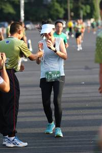 BIB: 344
                            <button type="button" onclick="openModal(4948065)" class="btn btn-primary btn-sm float-right btn-popup" data-toggle="modal" data-target=".modal-high-quality">
                        <i class="fas fa-shopping-cart"></i> Add to Cart
                    </button>
                                            <button type="button" onclick="isThisMe(4948065, true)" class="btn btn-success btn-sm float-right btn-popup btn-isme hidden" data-toggle="tooltip" data-placement="bottom" title="นี่คือรูปของคุณใช่ไหม คลิกที่นี่เพื่อเอาเข้าอัลบั้ม">
                        <i class="fas fa-plus"></i> Add to album
                    </button>
                    <button type="button" onclick="isThisMe(4948065, false)" class="btn btn-warning btn-sm float-right btn-popup btn-isnotme hidden">
                        <i class="fas fa-ban"></i> Remove from album
                    </button>