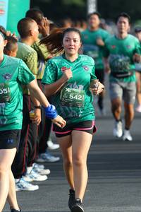 BIB: 542
                            <button type="button" onclick="openModal(4948529)" class="btn btn-primary btn-sm float-right btn-popup" data-toggle="modal" data-target=".modal-high-quality">
                        <i class="fas fa-shopping-cart"></i> Add to Cart
                    </button>
                                            <button type="button" onclick="isThisMe(4948529, true)" class="btn btn-success btn-sm float-right btn-popup btn-isme hidden" data-toggle="tooltip" data-placement="bottom" title="นี่คือรูปของคุณใช่ไหม คลิกที่นี่เพื่อเอาเข้าอัลบั้ม">
                        <i class="fas fa-plus"></i> Add to album
                    </button>
                    <button type="button" onclick="isThisMe(4948529, false)" class="btn btn-warning btn-sm float-right btn-popup btn-isnotme hidden">
                        <i class="fas fa-ban"></i> Remove from album
                    </button>