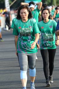BIB: 140, 571
                            <button type="button" onclick="openModal(4949071)" class="btn btn-primary btn-sm float-right btn-popup" data-toggle="modal" data-target=".modal-high-quality">
                        <i class="fas fa-shopping-cart"></i> Add to Cart
                    </button>
                                            <button type="button" onclick="isThisMe(4949071, true)" class="btn btn-success btn-sm float-right btn-popup btn-isme hidden" data-toggle="tooltip" data-placement="bottom" title="นี่คือรูปของคุณใช่ไหม คลิกที่นี่เพื่อเอาเข้าอัลบั้ม">
                        <i class="fas fa-plus"></i> Add to album
                    </button>
                    <button type="button" onclick="isThisMe(4949071, false)" class="btn btn-warning btn-sm float-right btn-popup btn-isnotme hidden">
                        <i class="fas fa-ban"></i> Remove from album
                    </button>