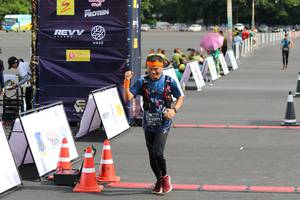 BIB: 1071
                            <button type="button" onclick="openModal(4995123)" class="btn btn-primary btn-sm float-right btn-popup" data-toggle="modal" data-target=".modal-high-quality">
                        <i class="fas fa-shopping-cart"></i> Add to Cart
                    </button>
                                            <button type="button" onclick="isThisMe(4995123, true)" class="btn btn-success btn-sm float-right btn-popup btn-isme hidden" data-toggle="tooltip" data-placement="bottom" title="นี่คือรูปของคุณใช่ไหม คลิกที่นี่เพื่อเอาเข้าอัลบั้ม">
                        <i class="fas fa-plus"></i> Add to album
                    </button>
                    <button type="button" onclick="isThisMe(4995123, false)" class="btn btn-warning btn-sm float-right btn-popup btn-isnotme hidden">
                        <i class="fas fa-ban"></i> Remove from album
                    </button>